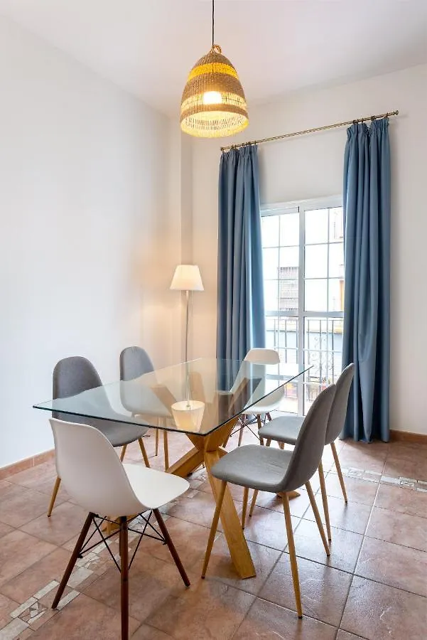 Hsh Suites Triana Seville Spain